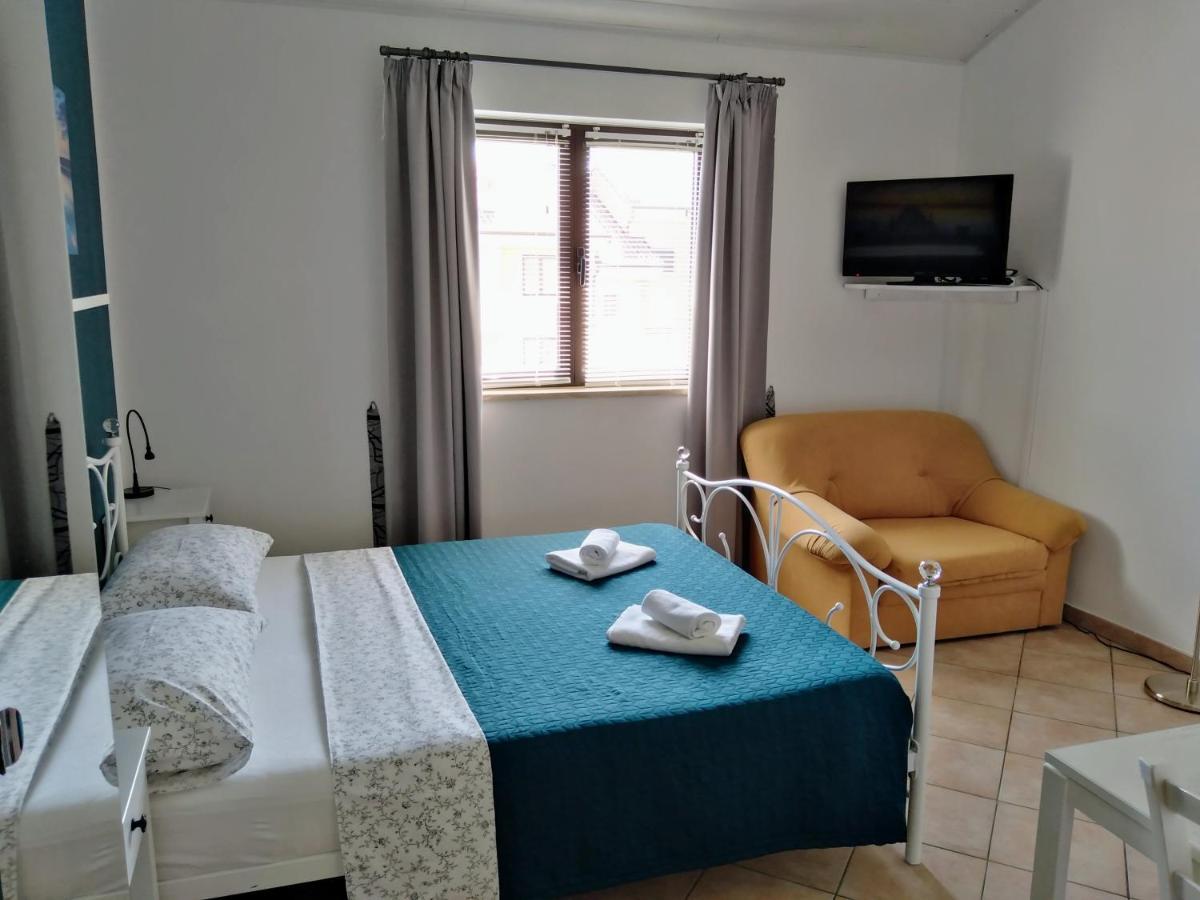 Guesthouse Mila Rovinj Ngoại thất bức ảnh